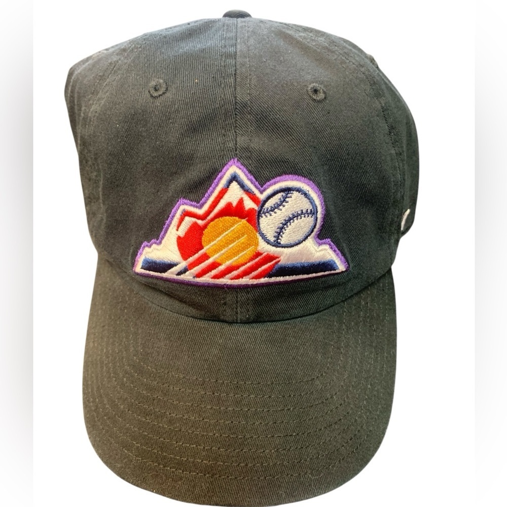 Colorado Rockies Black Baseball Cap with Embroidered Patch